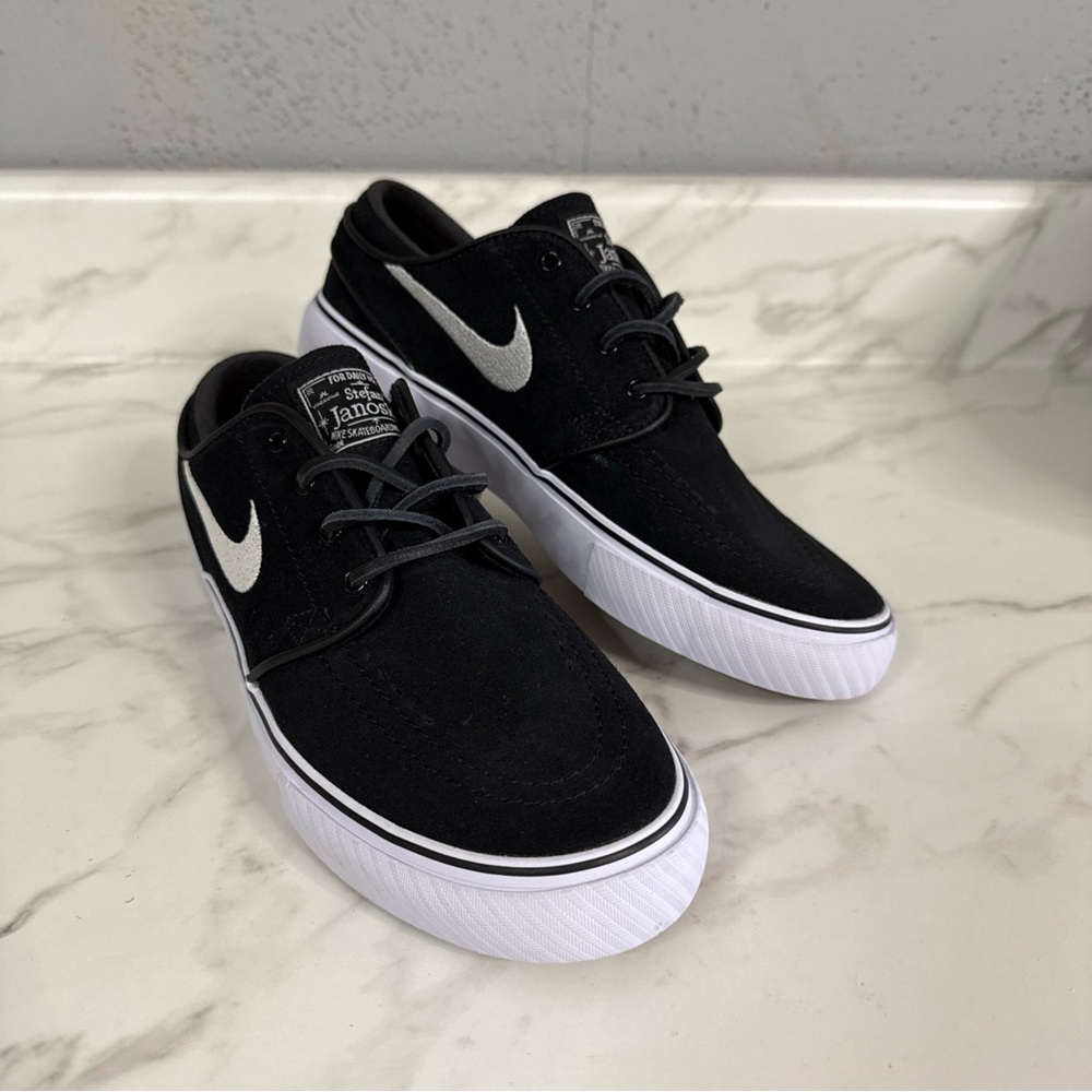 Nike SB Zoom Janoski OG+ Mens 5 Black White Athletic Skate Shoes Sneakers Suede